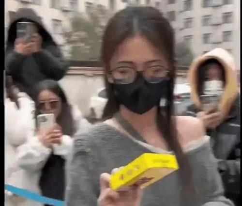 吃瓜今日娱乐爆料视频,今日娱乐热点大揭秘！